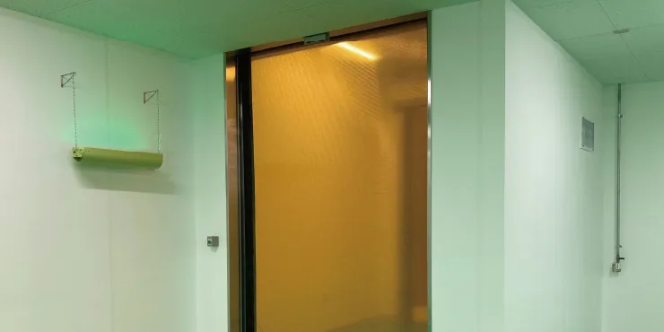 Automatic Shutter with Interlock